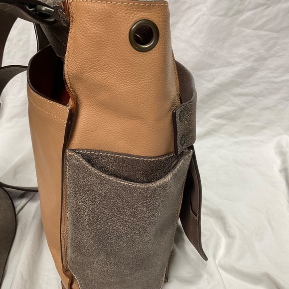 Scout by PPB Leather Convertible Crossbody Messenger and Diaper Bag - Picture 4 of 15